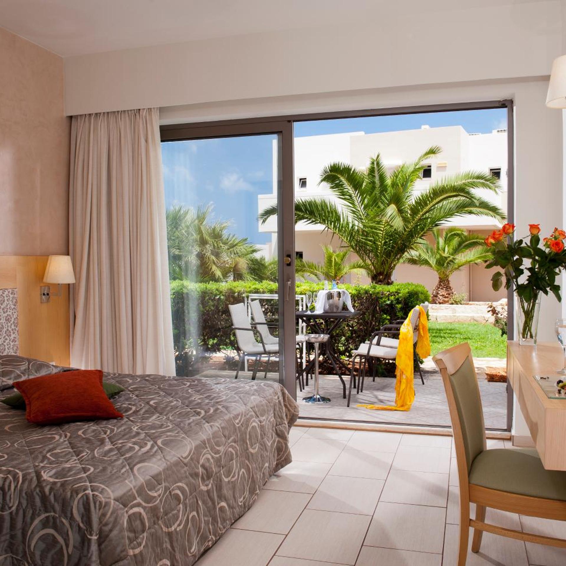 Room at Grand Hotel Holiday Resort Drapanos, HERSONISSOS