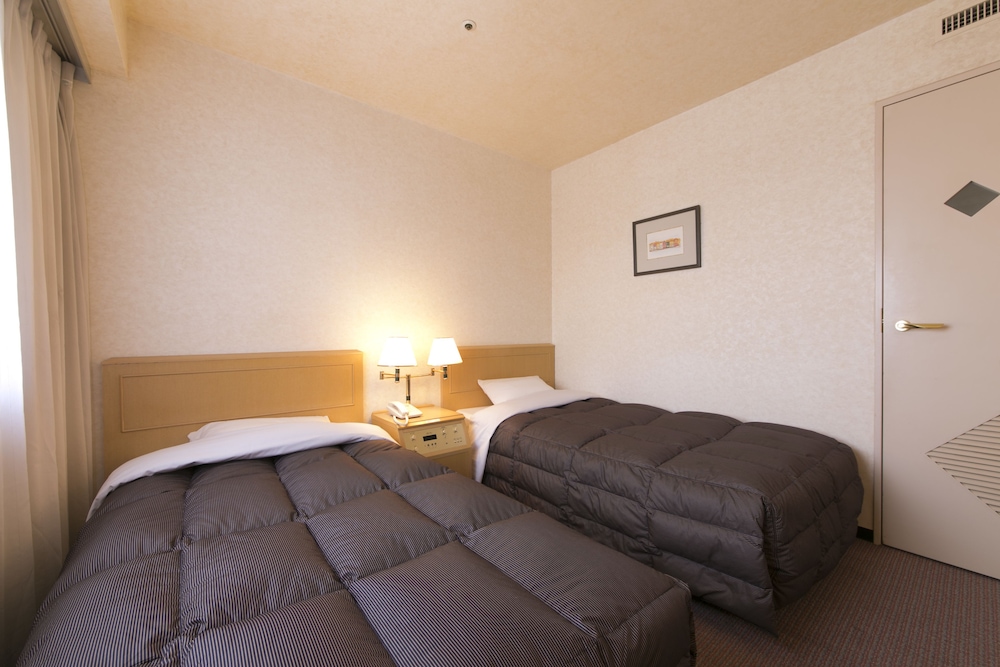 Shimonoseki Station West Washington Hotel Plaza 10/40