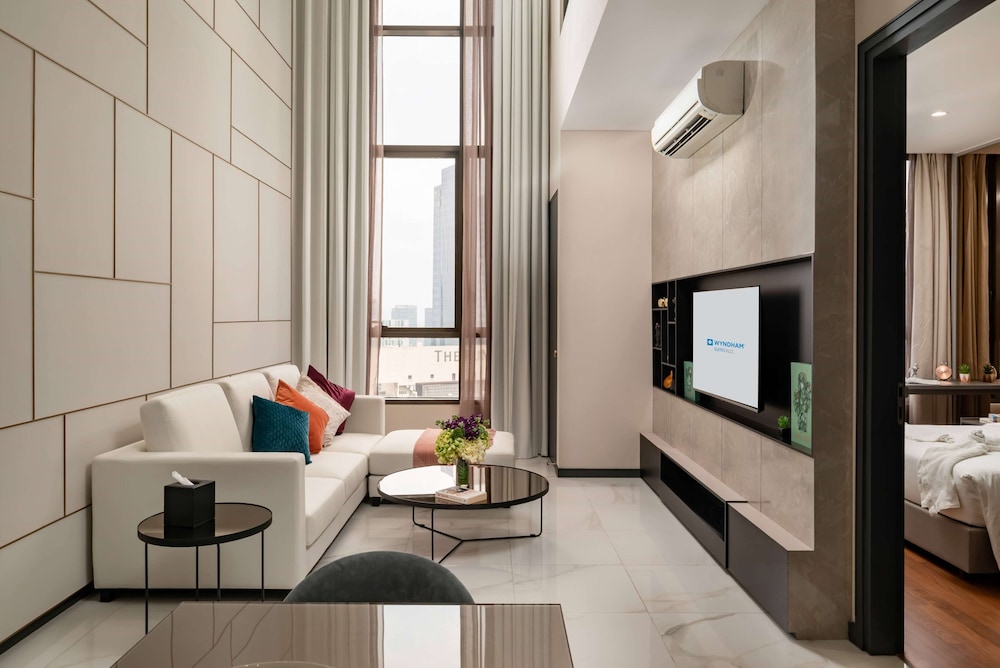 Wyndham Suites KLCC 27/47