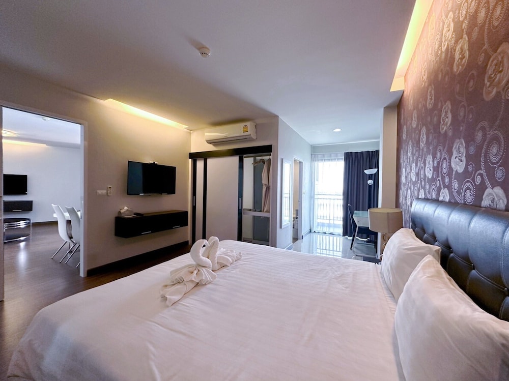 Romyen Garden Place 9/50