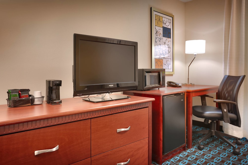 Fairfield Inn Suites Boise Nampa 32/34