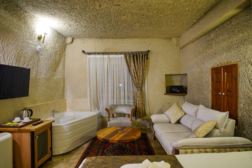 Cave Hotel Saksagan 29/48
