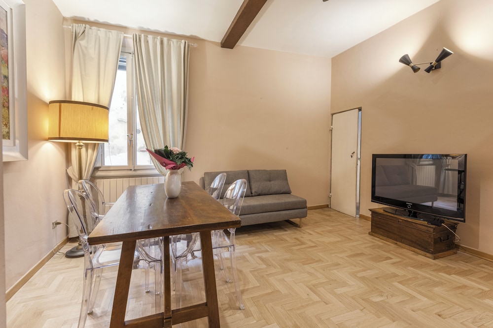 The Painter's House In Santa Croce 23/40
