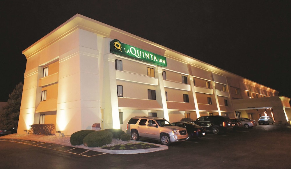 La Quinta Inn By Wyndham Indianapolis Airport Executive Drive 2/37