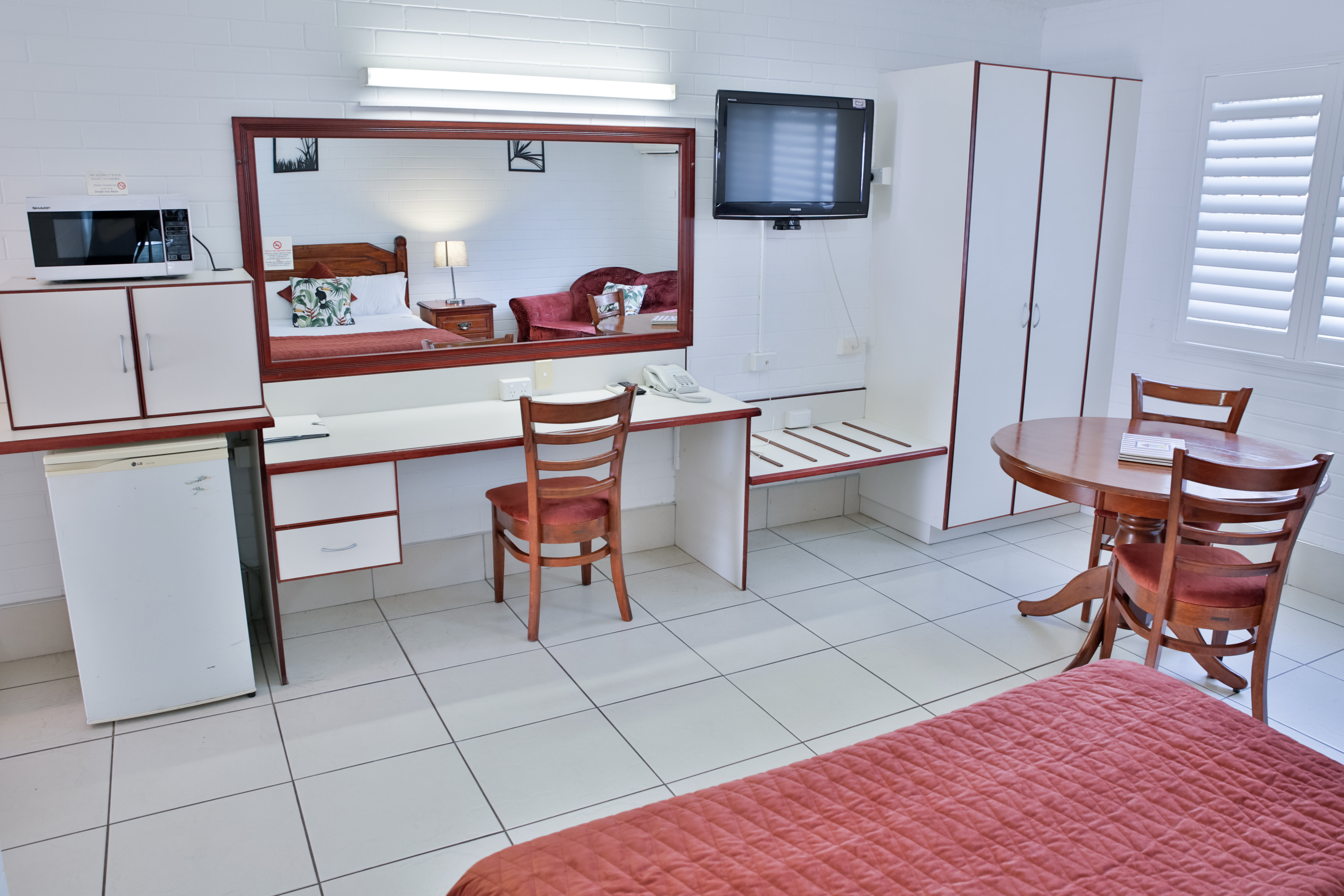 CENTRAL PARK MOTEL 19/36