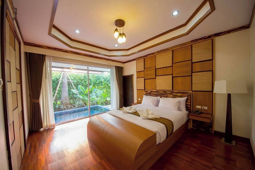 DELUXE, VILLA