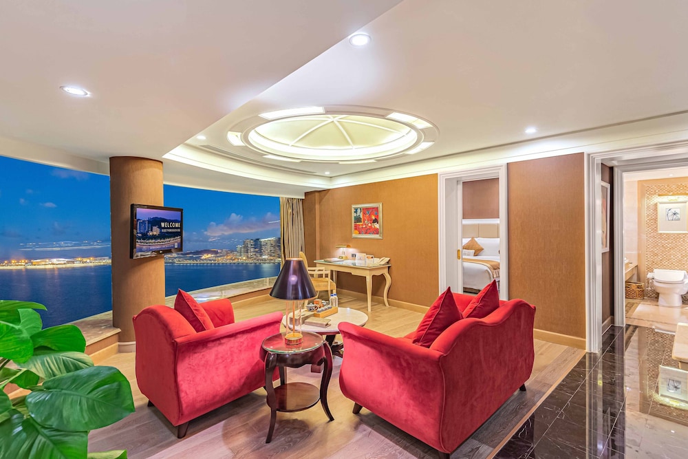 Grand Bay Hotel Zhuhai 22/50
