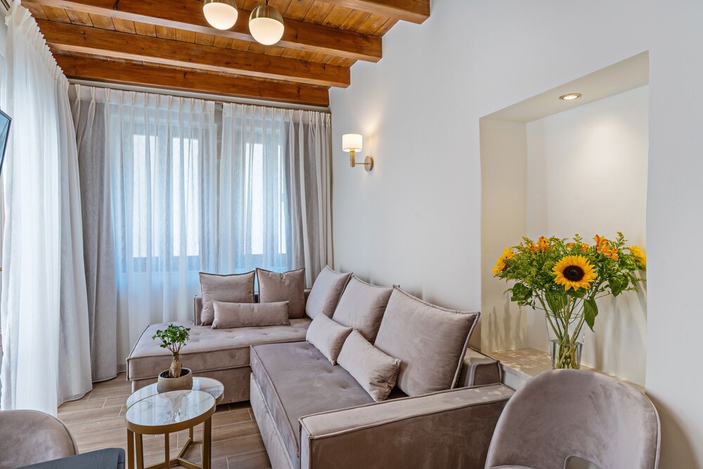Casa Del Balsamo 46/68