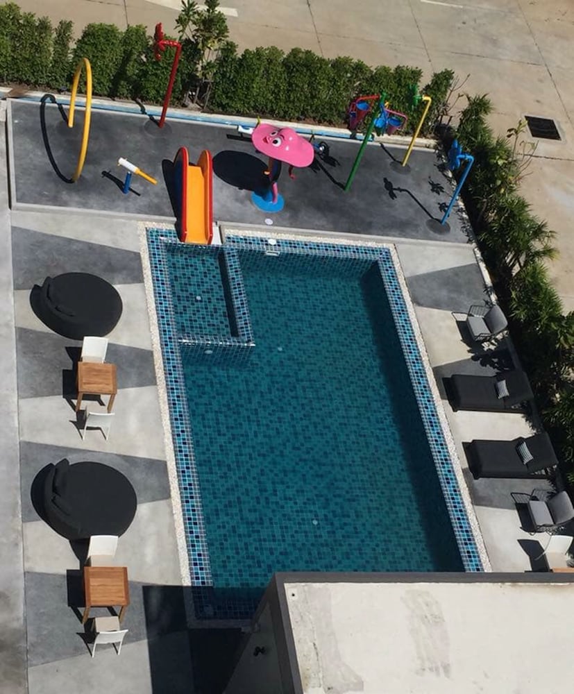 The 28Th Hotel 34/70