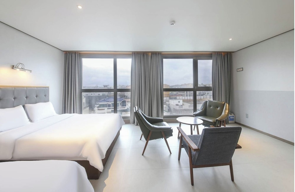 Sunrise Hotel Sungsan 19/62