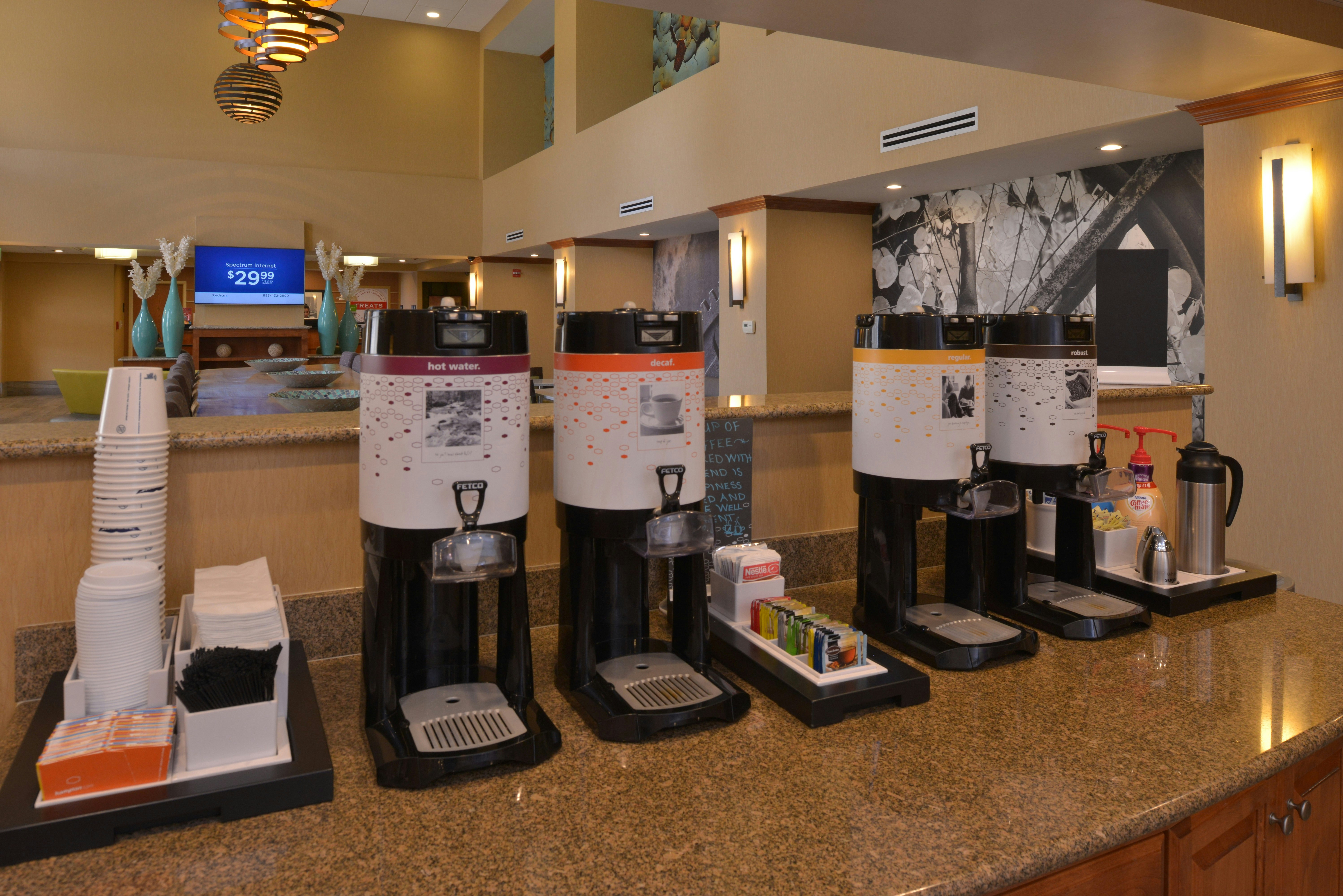 Hampton Inn & Suites Bakersfield North-Airport 45/62