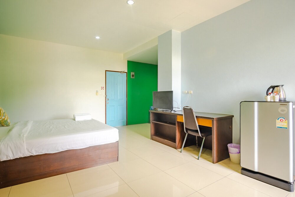 Aj Residence 20/66