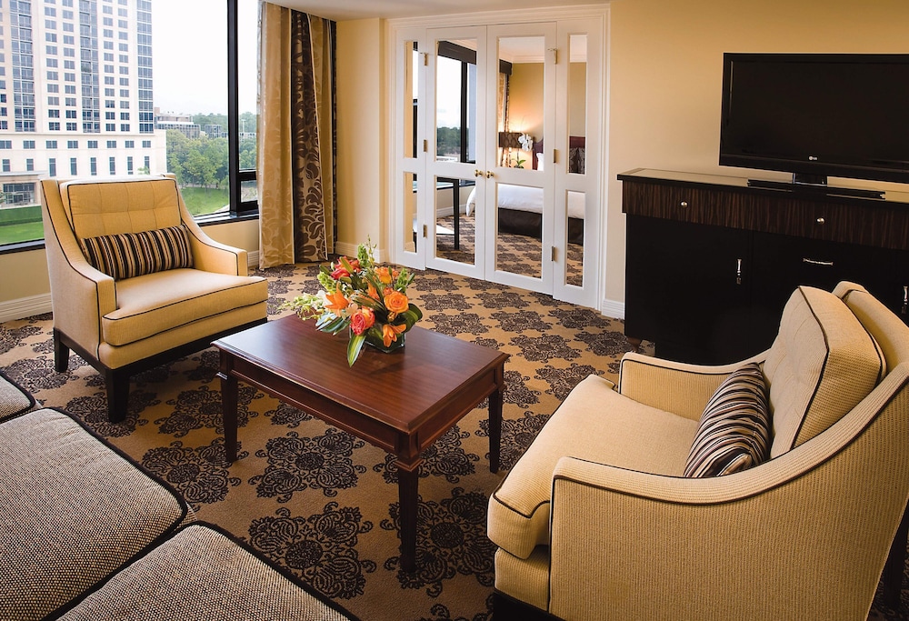 Omni Houston Hotel 54/86