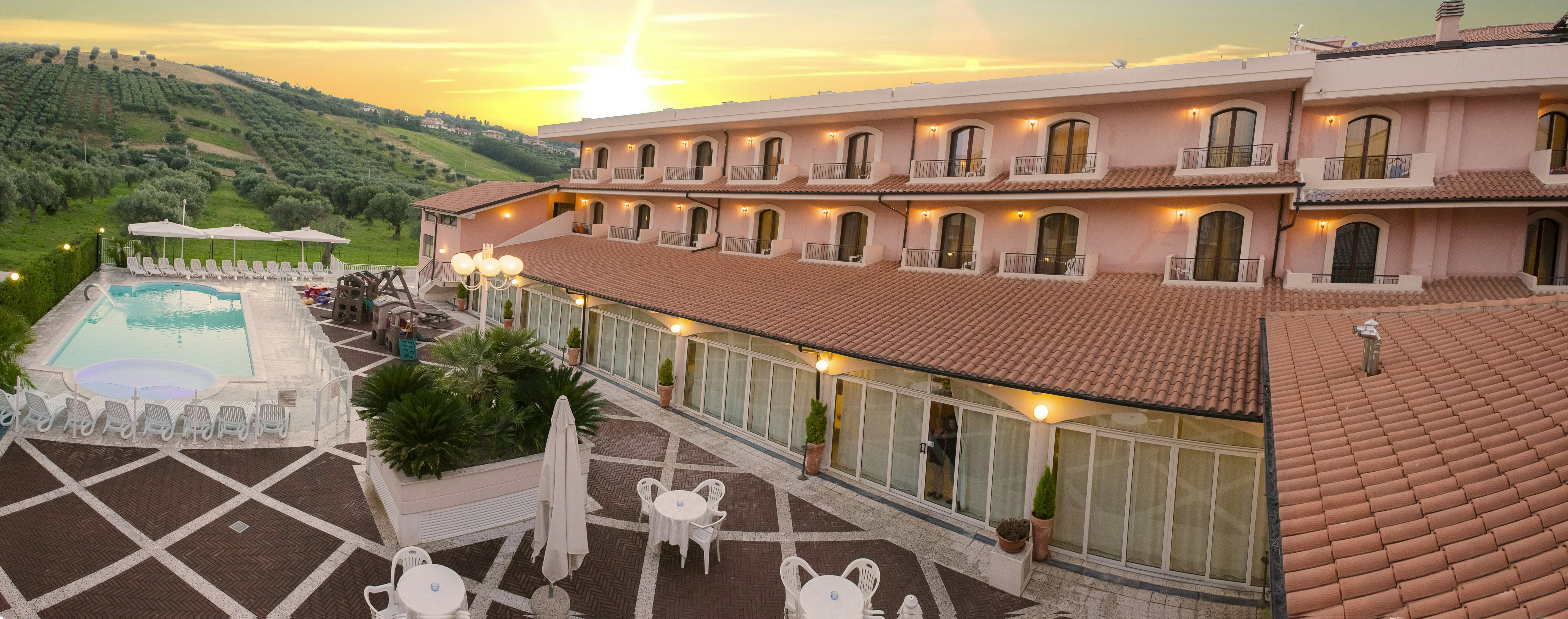 Villa Elena 1/21