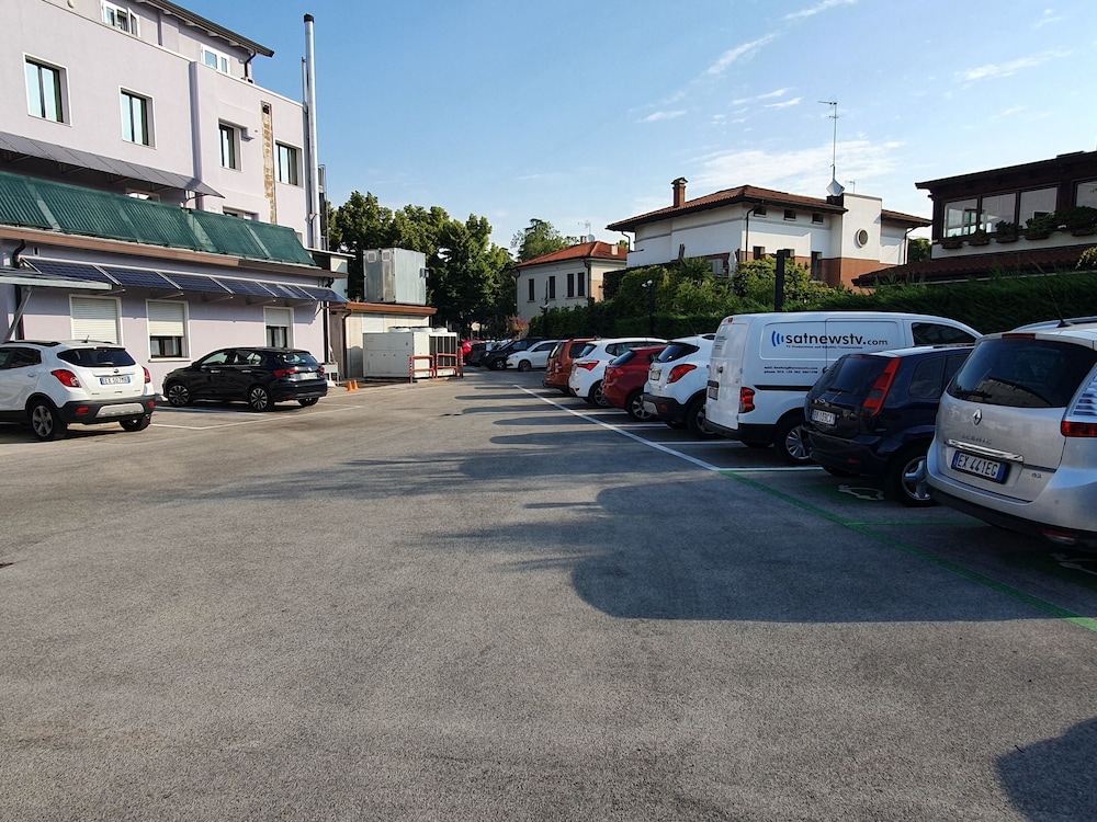 Hotel Maritan 38/50
