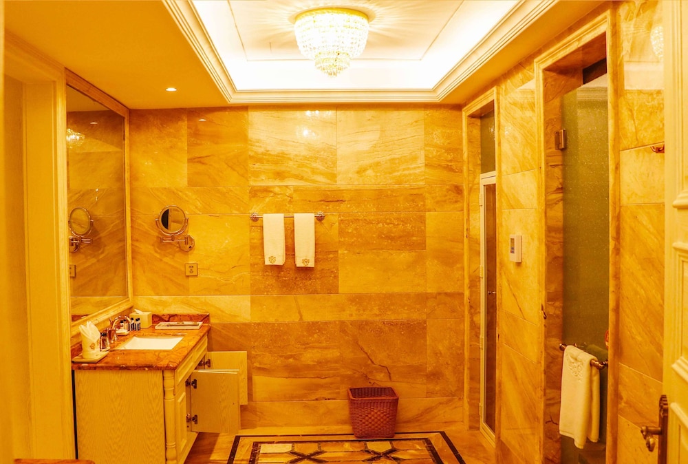 Wyndham Grand Kunming East 43/68