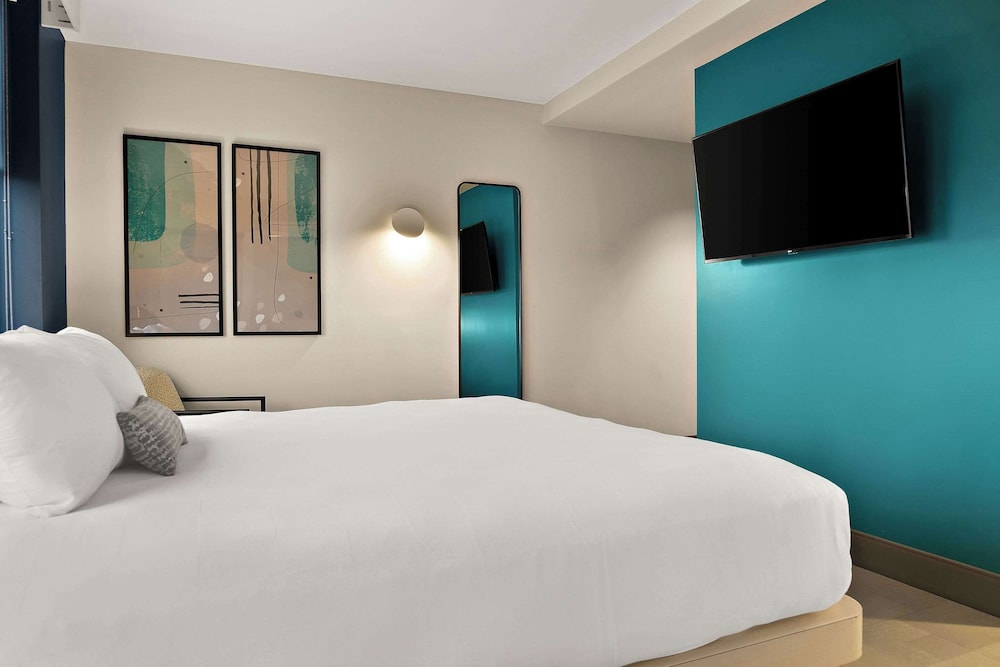 CityFlatsHotel - Port Huron, an Ascend Collection Hotel 20/40