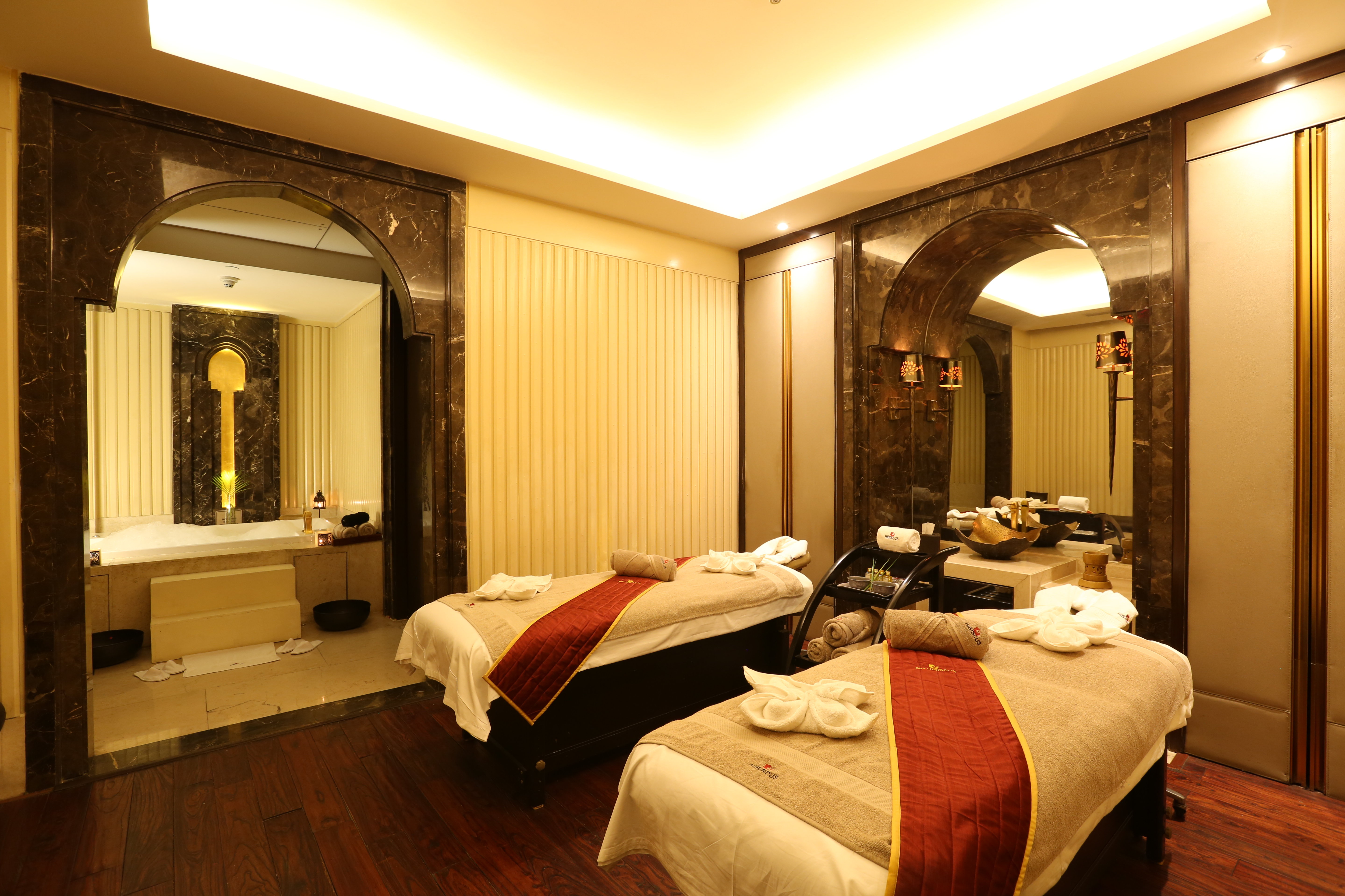 Crowne Plaza New Delhi Mayur Vihar Noida 31/64