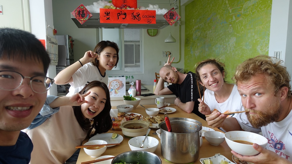 T-Life Hostel 30/50
