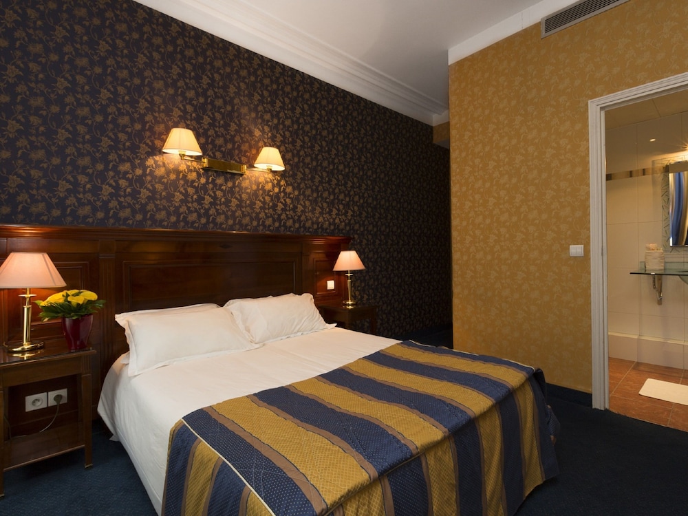 COMFORT, DOUBLE BED