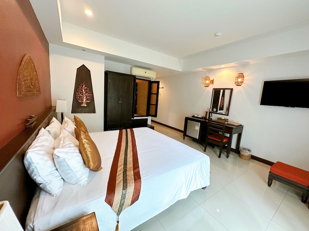 NAVATARA PHUKET RESORT 18/71