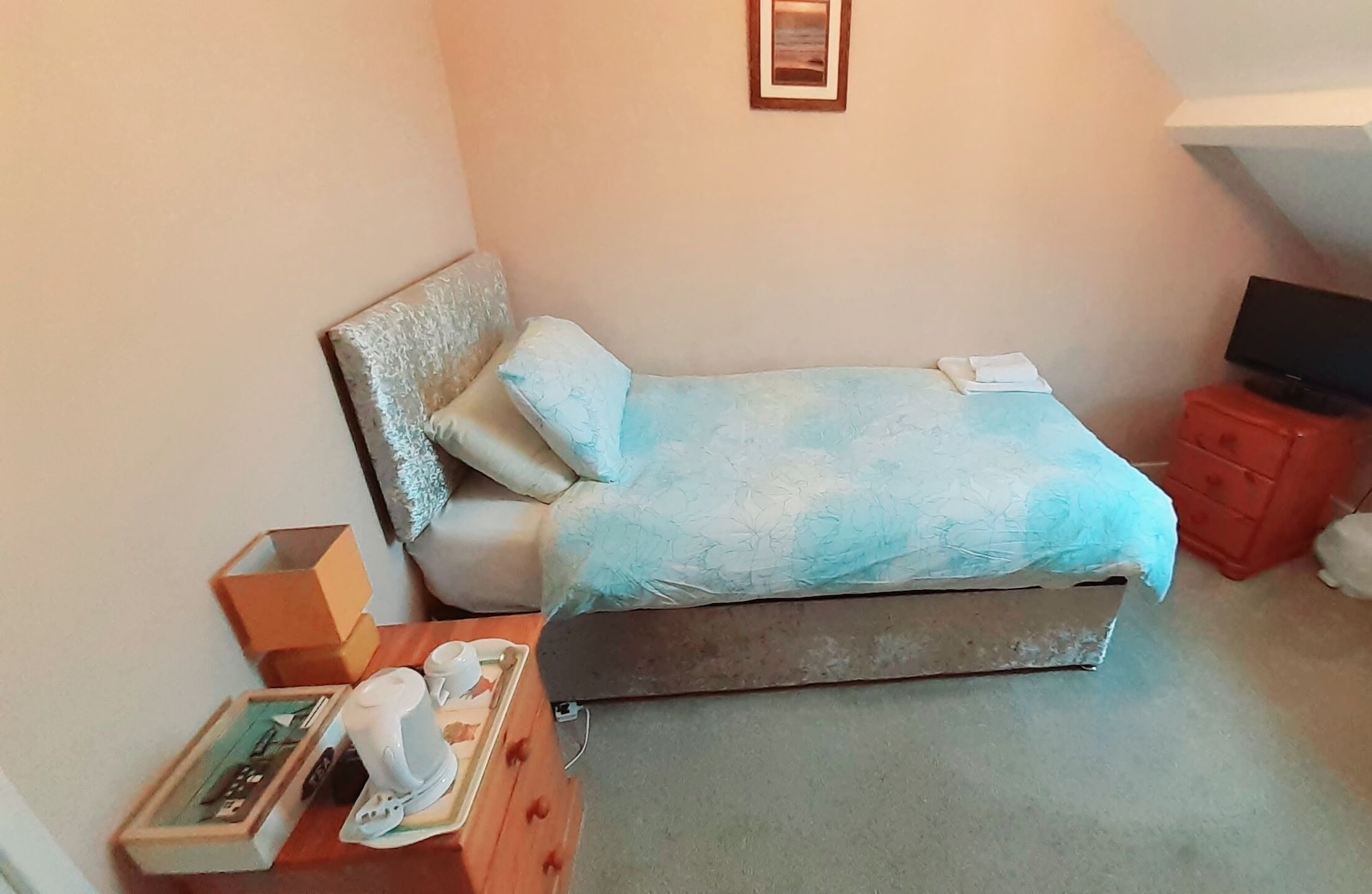 Room, Single, Single Bed, Shared Bathroom, The Countryman Hotel - B&B 4/9