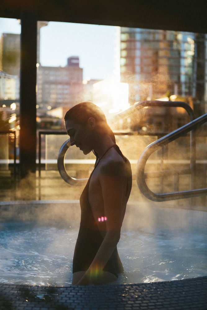 Fairmont Pacific Rim 26/50
