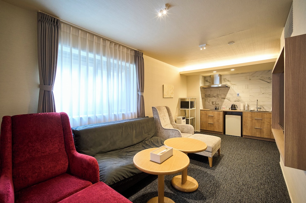 HOTEL MASTAY jingumichi 53/68