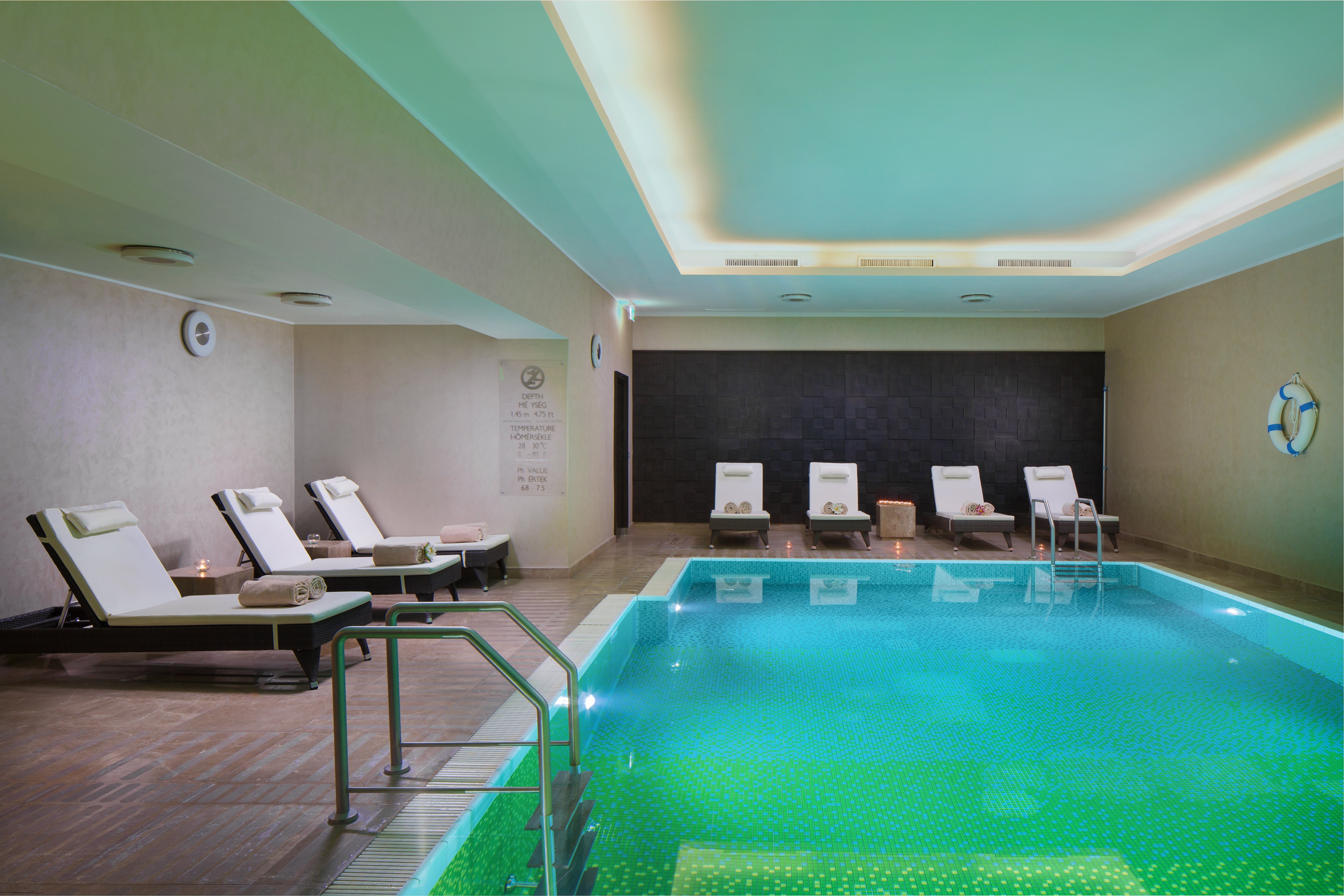 Intercontinental Budapest 34/79