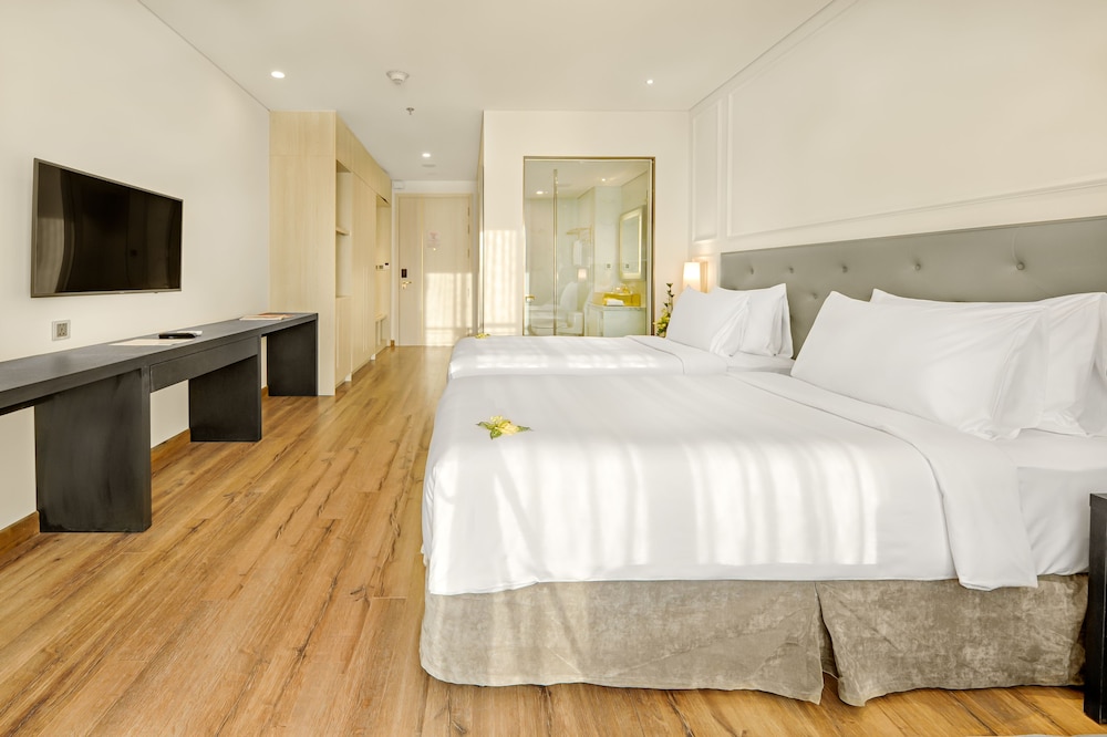 Wyndham Danang Golden Bay 9/50