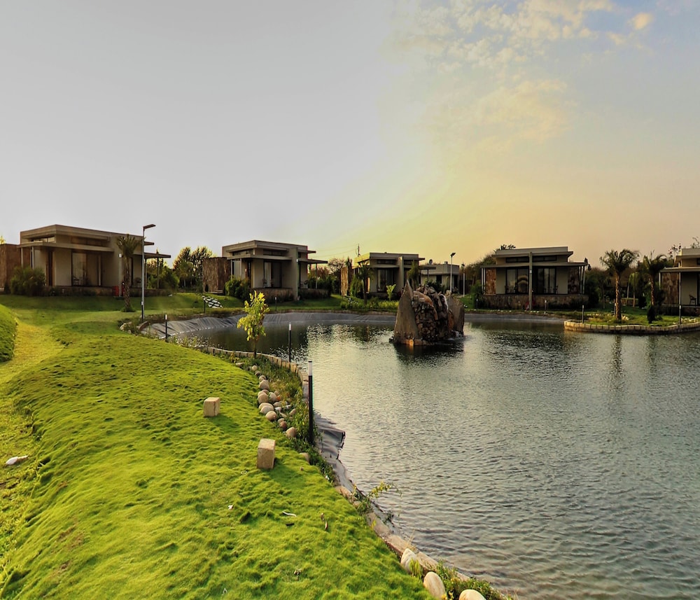 Araiya Gir A Mavintara Resort 51/62