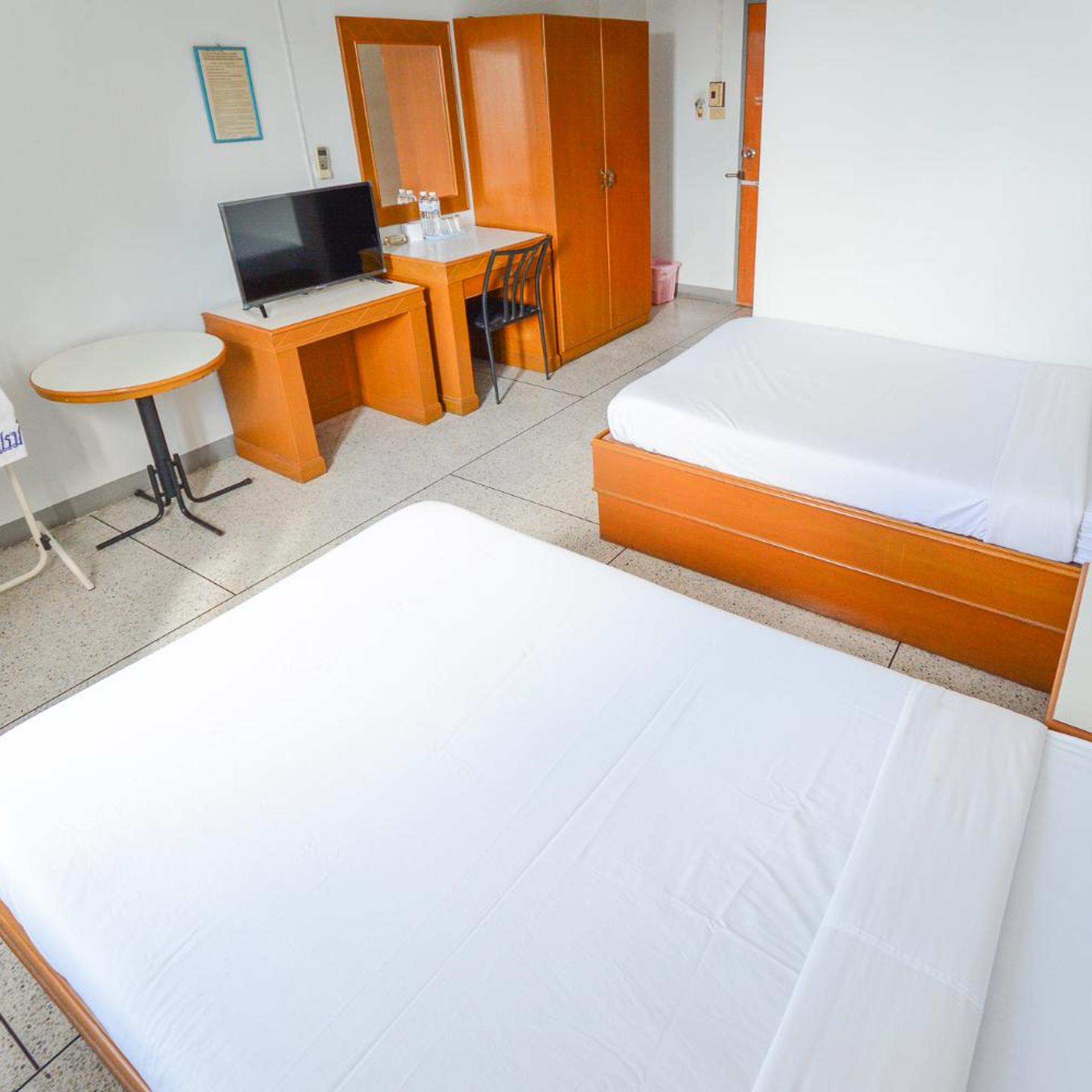 غرفة قياسية بسريرين منفصلين، Tokyo Hotel 4/8