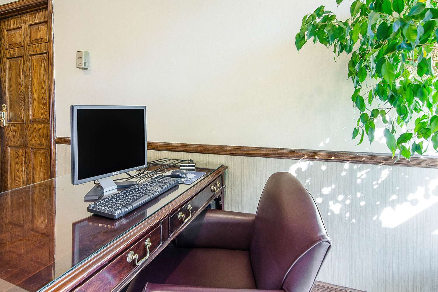 Econo Lodge Inn & Suites Norton - Wise South 38/44