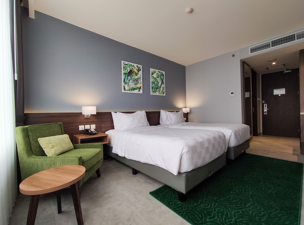 Swiss-Belinn Bogor 24/57