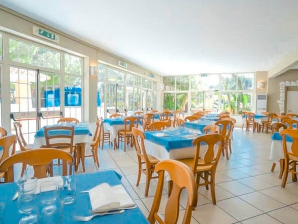 Hotel Rocca Dorada 18/41