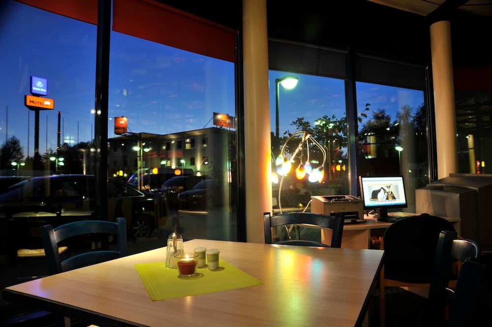 TULIP INN LUDWIGSFELDE BERLIN SUED 12/22