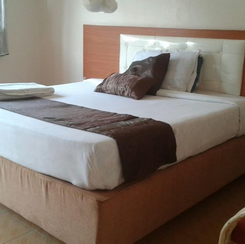Sleepway Cottages 14/20
