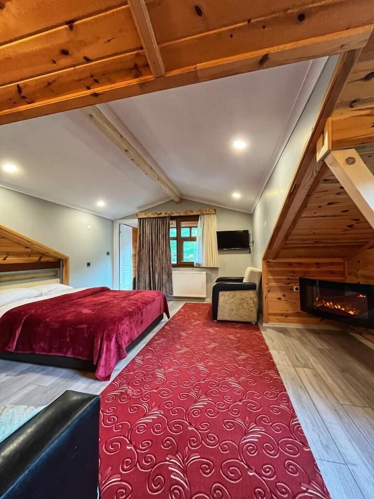 Yedigoller Hotel & Restaurant 17/47
