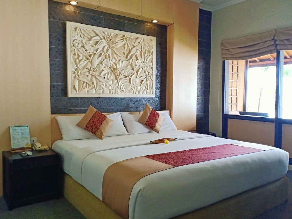 Nugraha Lovina Seaview Resort & Spa 7/69