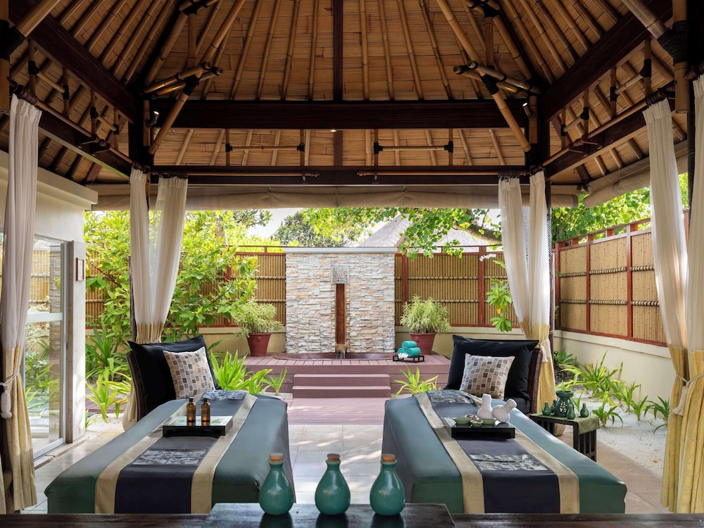 Banyan Tree Vabbinfaru 266/284