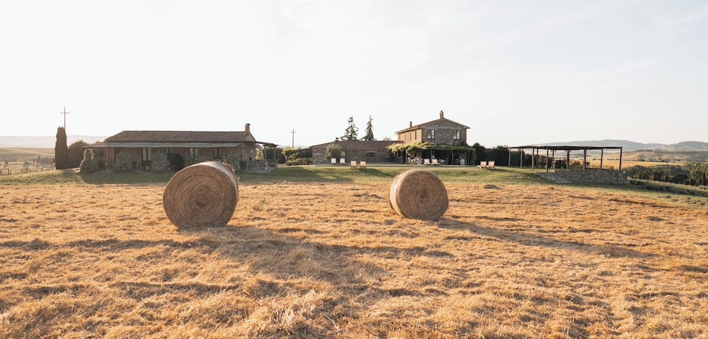 LOCANDA IN TUSCANY 40/50