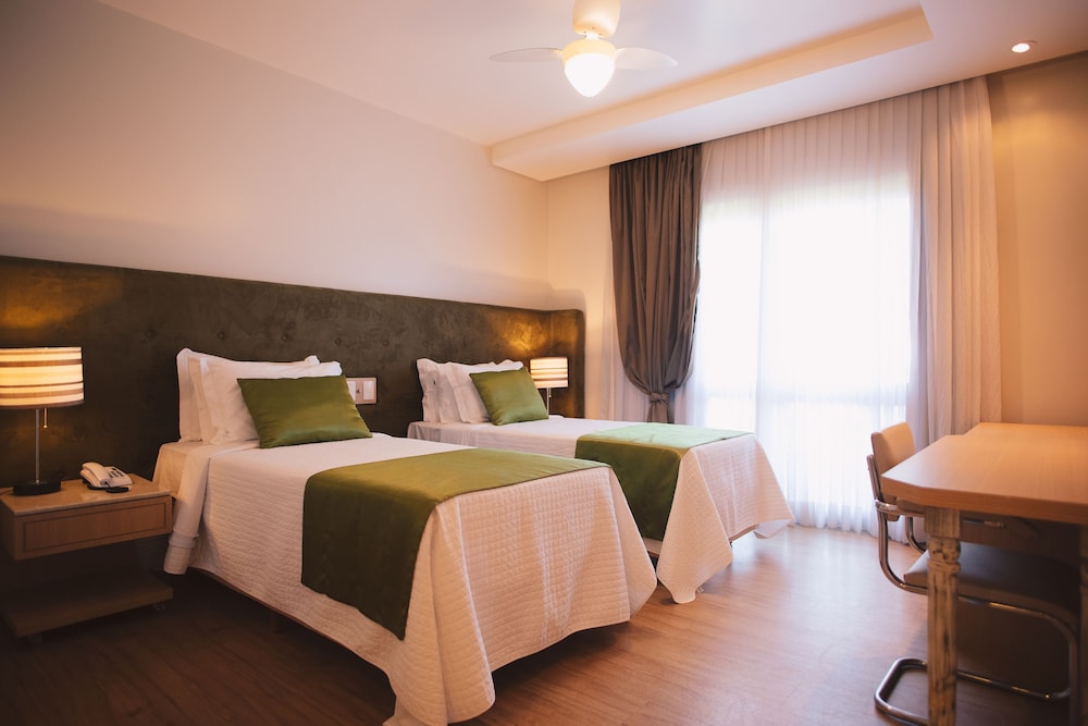 Hotel Renar 15/73
