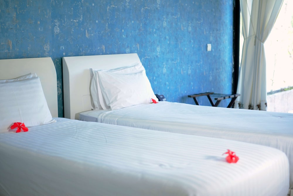 Golden Tulip Grande Comore Moroni Resort And Spa 30/70