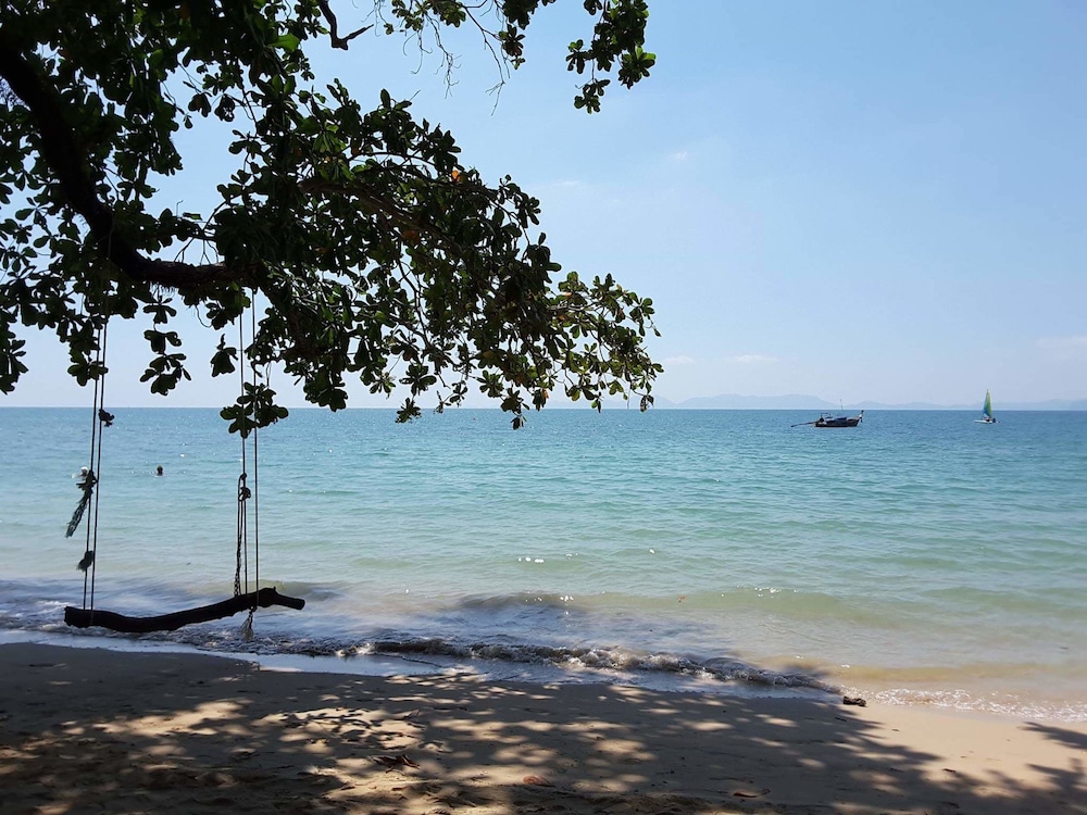 Isle Beach Resort 49/65