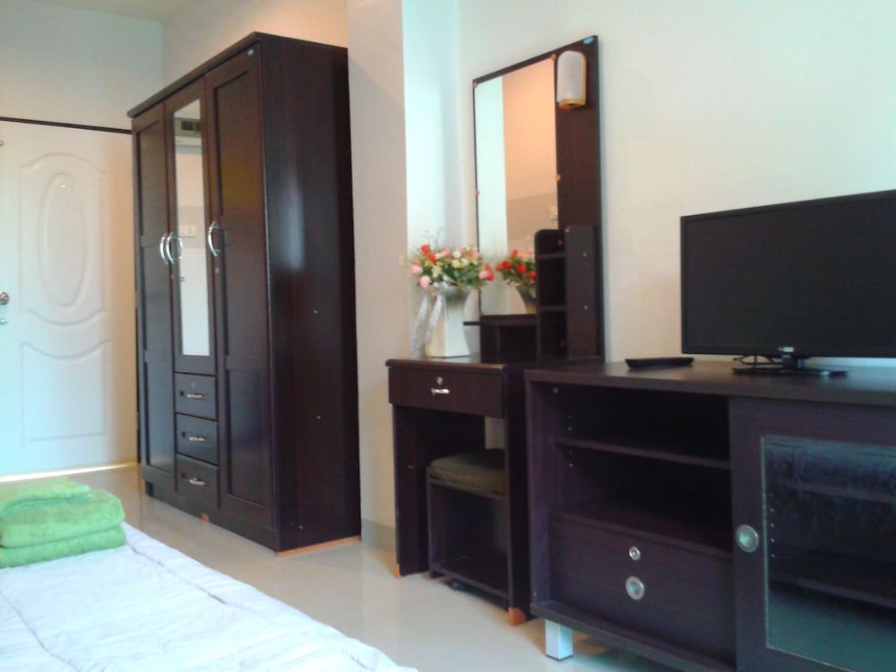 Santipran Place 12/55