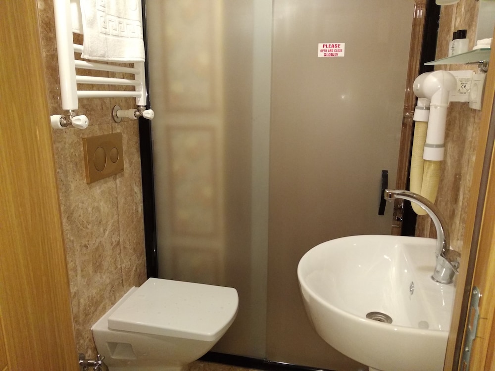 Istanbul City Center Hotel 27/28