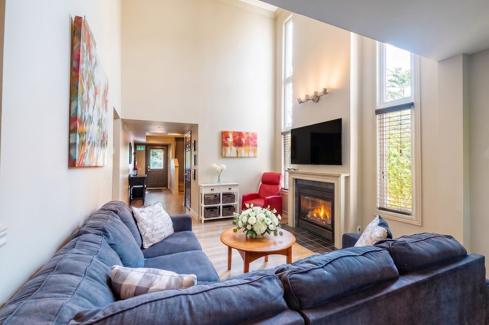 The Lodges At Blue Mountain Sierra Lane Condos 27/45
