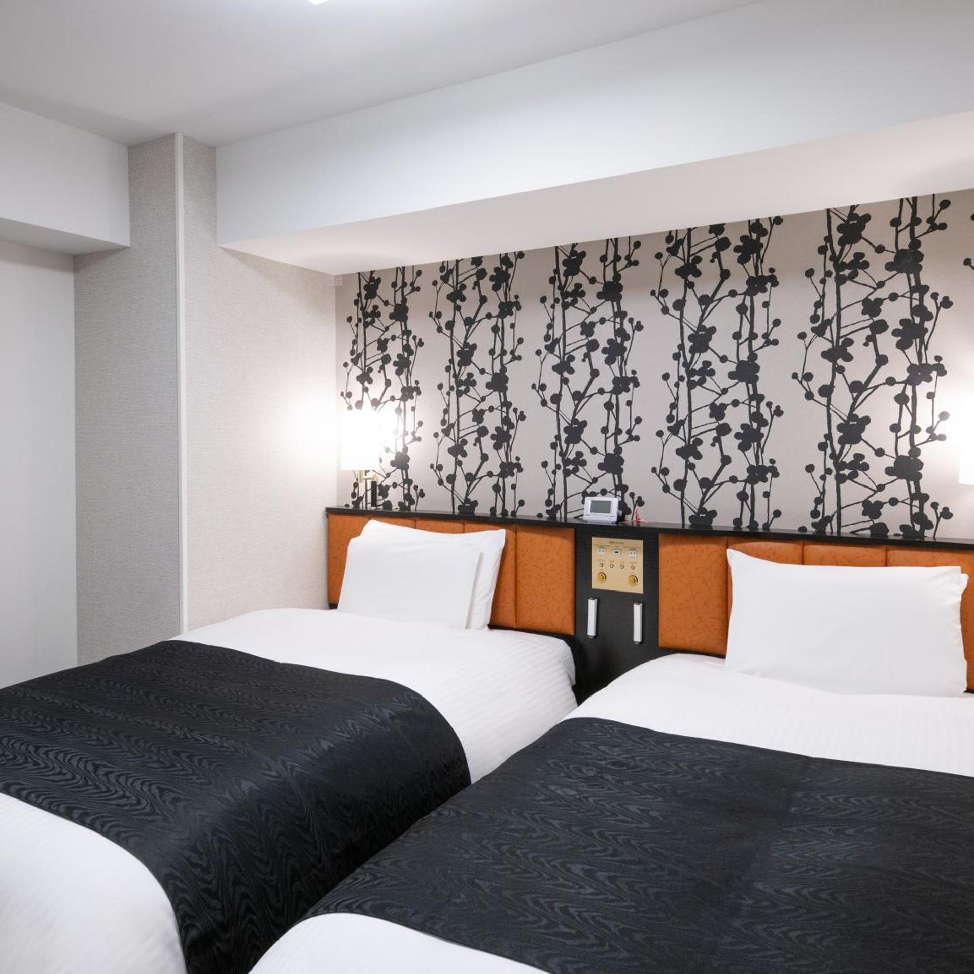 Room, Single Bed