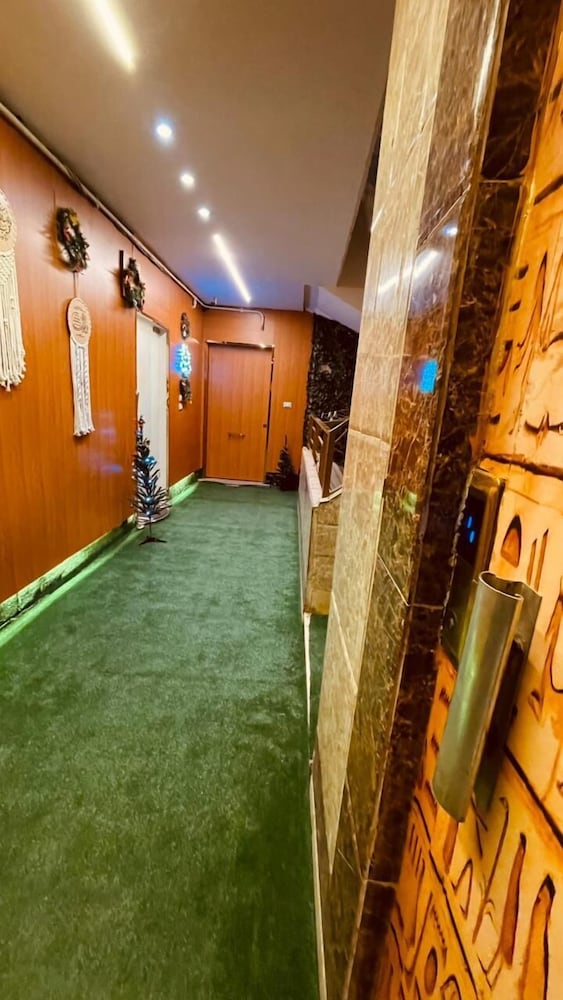 Pyramids Residence Guest House 20/50