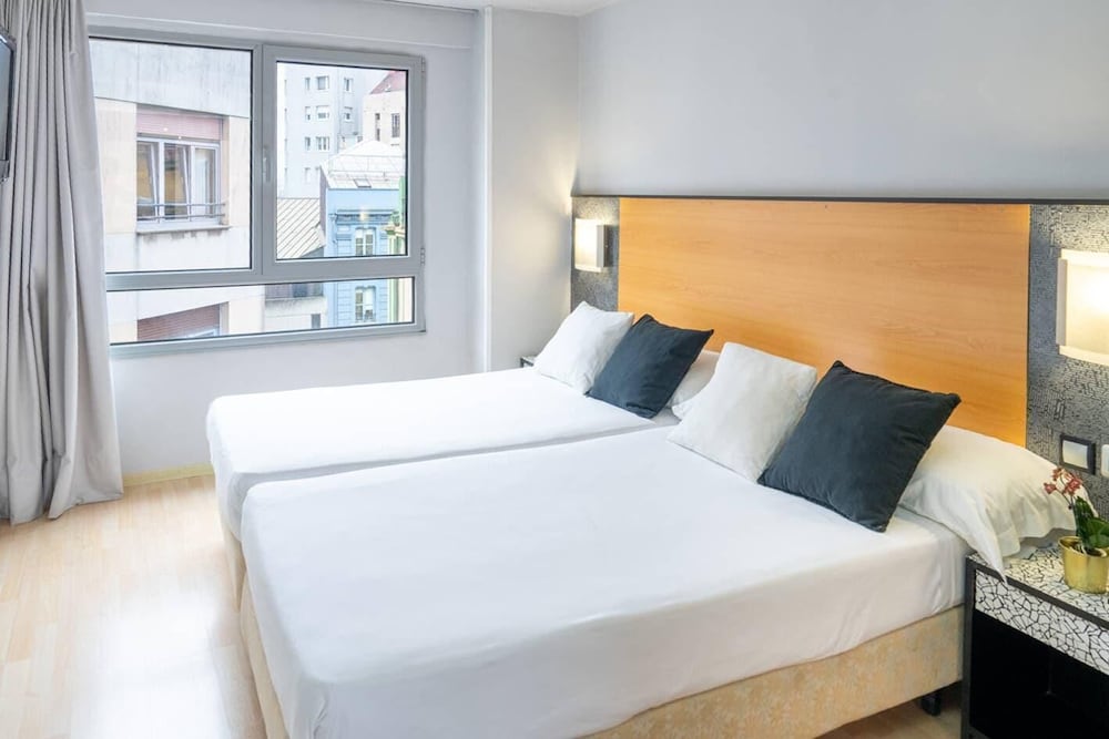 Hotel Faranda Express Pathos Gijon, Ascend Hotel Collection 18/48